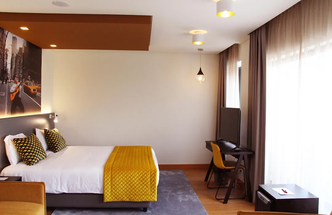 America Diamonds Hotel-1